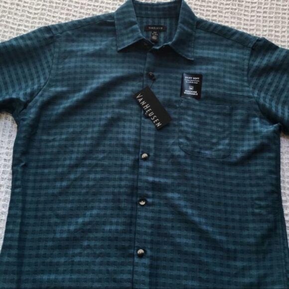 New Van Heusen Classic-Fit Grid Button-Down Shirt Small - Picture 2 of 7